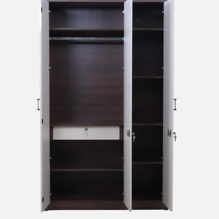 3 Door Wardrobes (4)