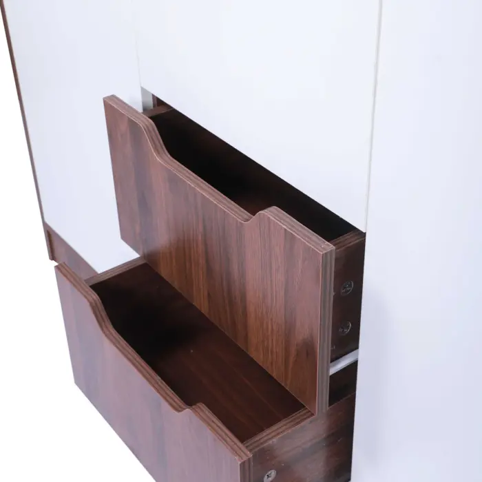 3 Door Wardrobes (4)