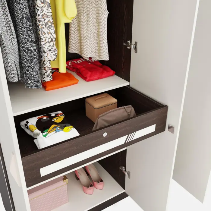3 Door Wardrobes (6)