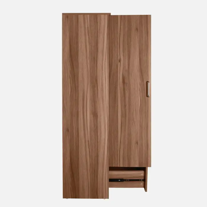 3 Door Wardrobes (7) 3 Door Wardrobes (7)