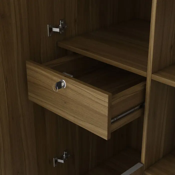 3 Door Wardrobes (8)