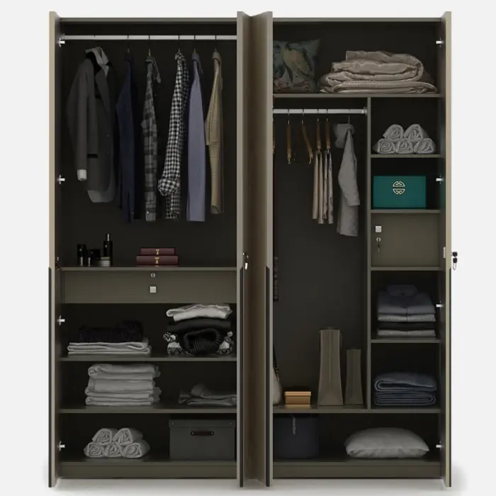 4 Door Wardrobes (3) 4 Door Wardrobes (3)